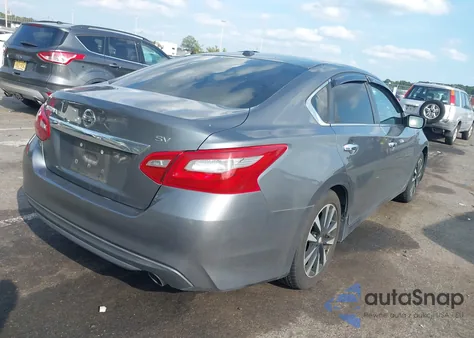 2018 Nissan Altima 2.5 Sv z USA, uszkodzony, nr VIN 1N4AL3AP9JC265398